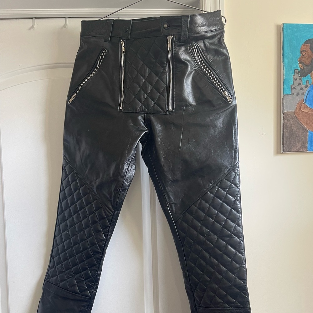 LEATHER PANTS